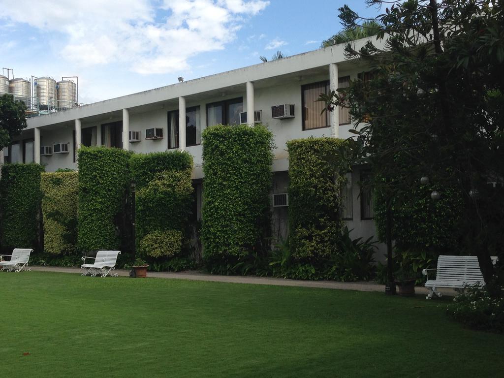Harbor Lights Hotel And Restaurant Cagayan de Oro Exterior foto
